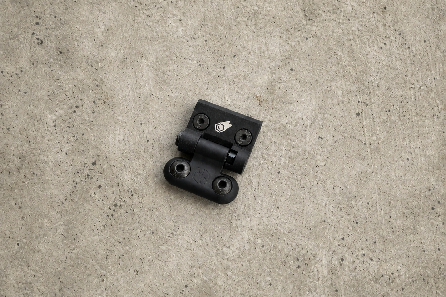 Pivot Adapter